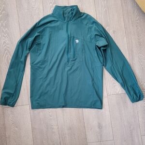 Mountain Hardware Half Zip Nylon Longsleeve